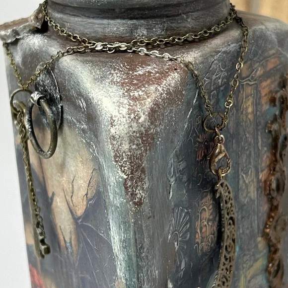 Hand Crafted One of a Kind Gothic Decorative Bottle with Roses and Skull - Picture 12 of 15